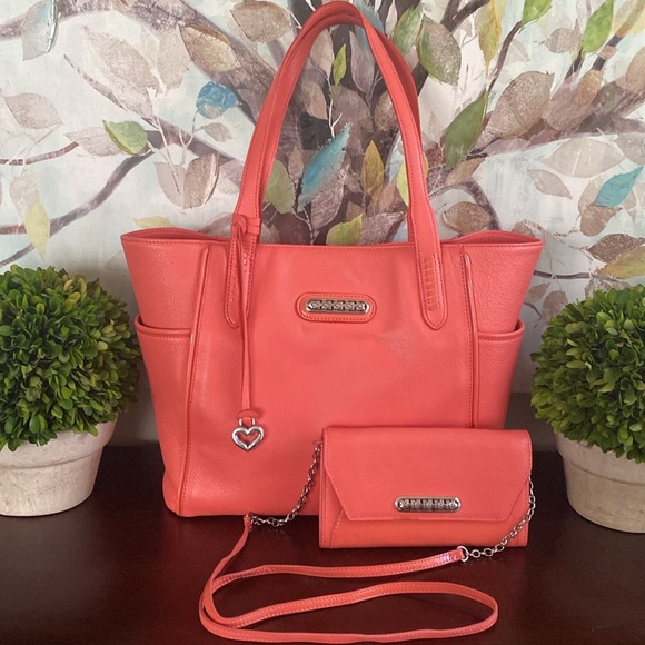 BRIGHTON 🪸CORAL🪸 SILVER-TONE LARGE ENVELOPE WALLET CROSSBODY BAG🌟EUC🌟 - Picture 17 of 17